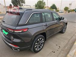 جیپ گراند شیرۆکی